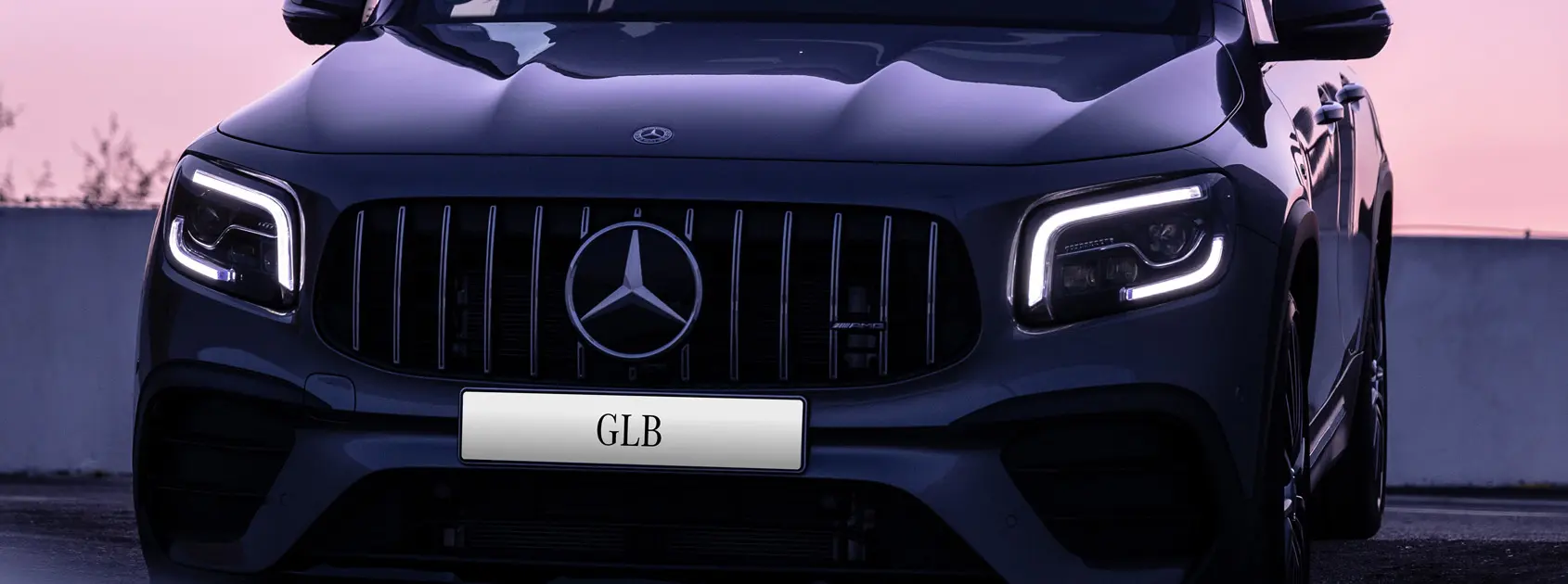 Mercedes-AMG GLB 35 4MATIC gallery image